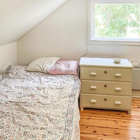 Cozy Home In Oerebro With Wifi Екстер'єр фото